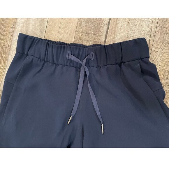 Lululemon Women’s On The Fly Cropped Drawstring Pants 23" | True Navy | Size 2 - Picture 3 of 15